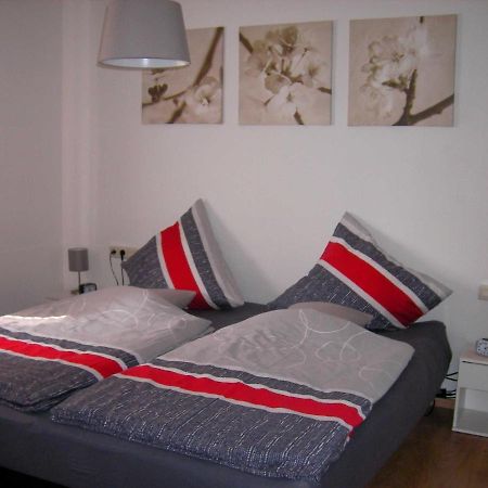 Haus Ellbogen Διαμέρισμα Momlingen Εξωτερικό φωτογραφία